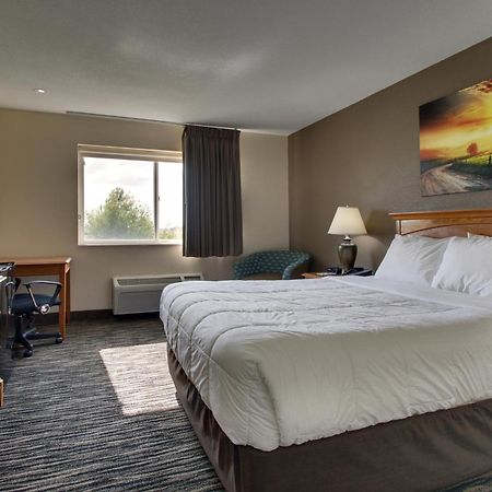 Everspring Inn & Suites Oskaloosa Dış mekan fotoğraf