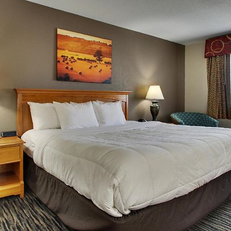 Everspring Inn & Suites Oskaloosa Dış mekan fotoğraf