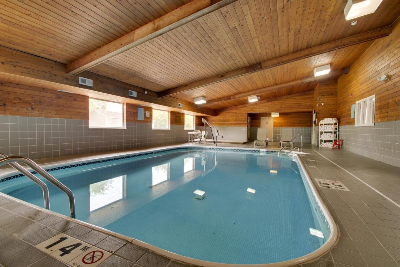 Everspring Inn & Suites Oskaloosa Dış mekan fotoğraf