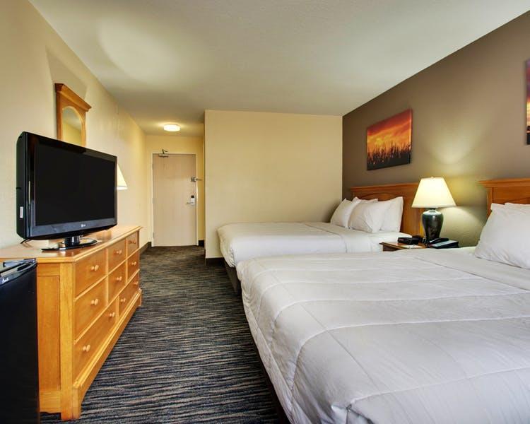 Everspring Inn & Suites Oskaloosa Dış mekan fotoğraf