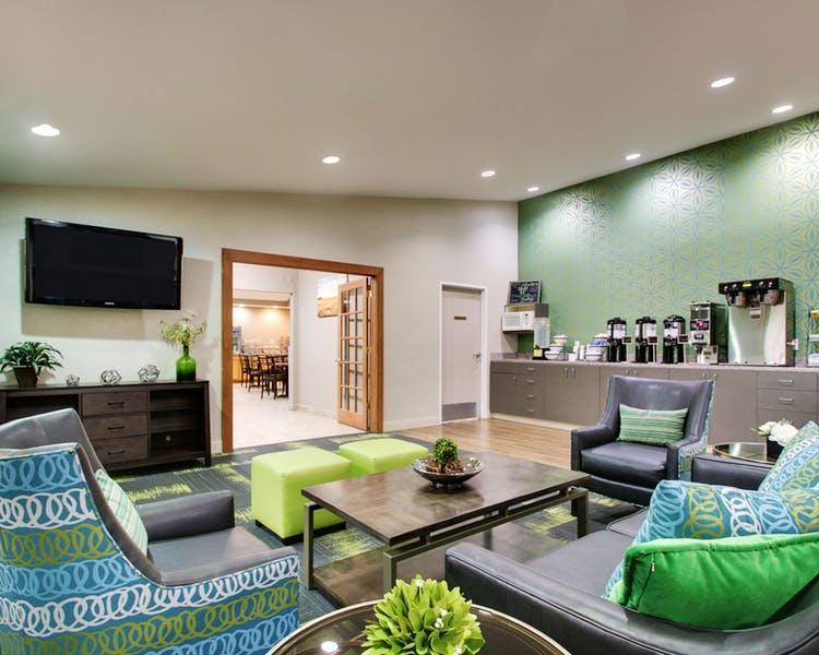 Everspring Inn & Suites Oskaloosa Dış mekan fotoğraf